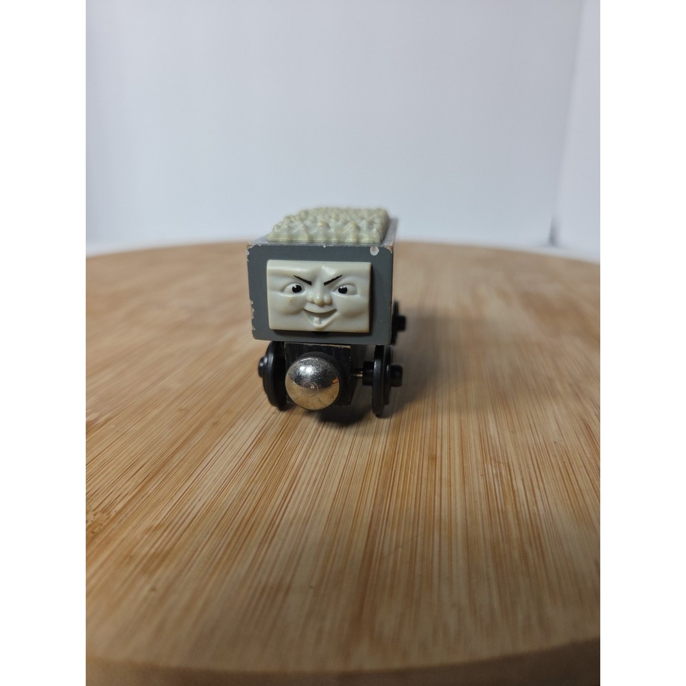 Thomas & Friends Wooden Railway Train Engine SC Ruffey Troublesome Truck 1996 - Picture 1 of 7